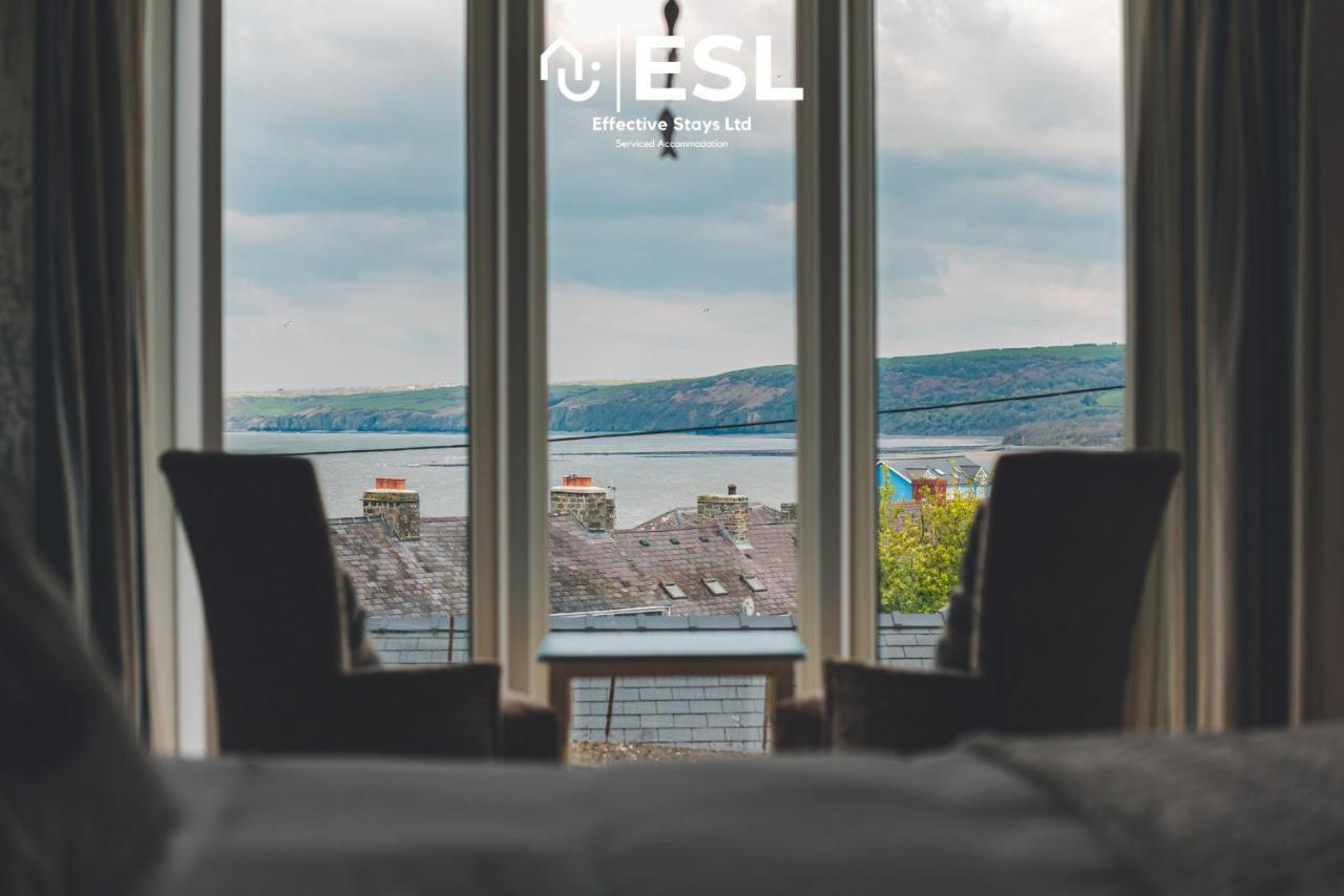 Beautiful En Suite 5 Bedroom Home With Sea Views Нью-Кі Екстер'єр фото