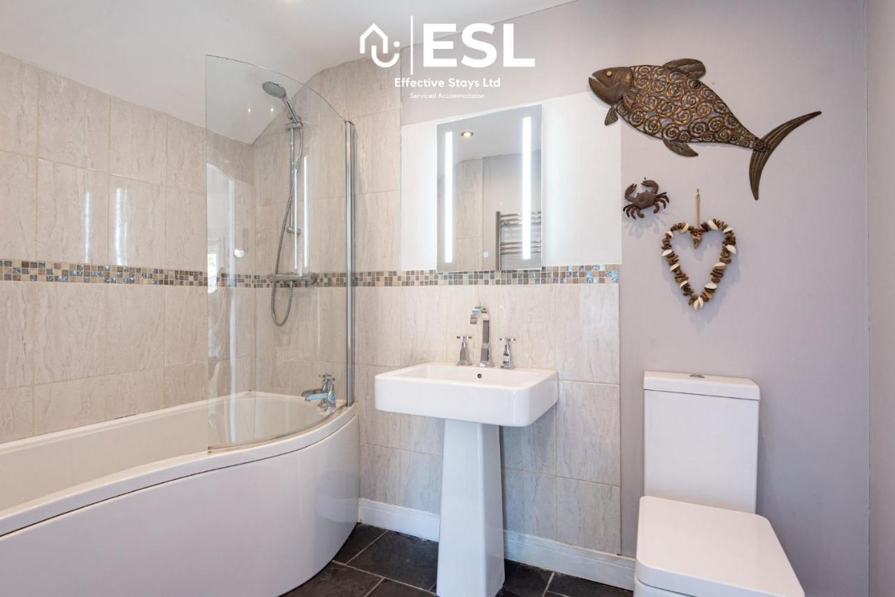 Beautiful En Suite 5 Bedroom Home With Sea Views Нью-Кі Екстер'єр фото