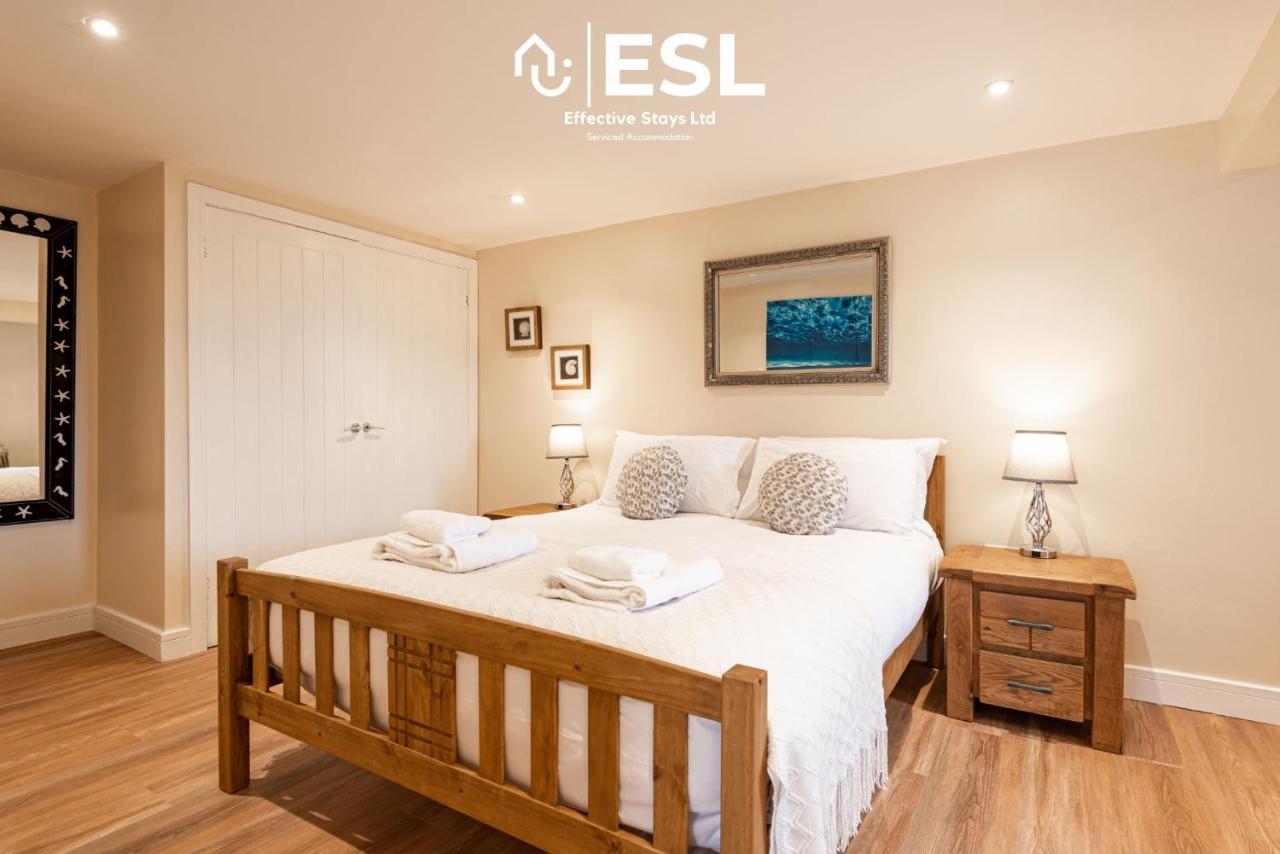 Beautiful En Suite 5 Bedroom Home With Sea Views Нью-Кі Екстер'єр фото