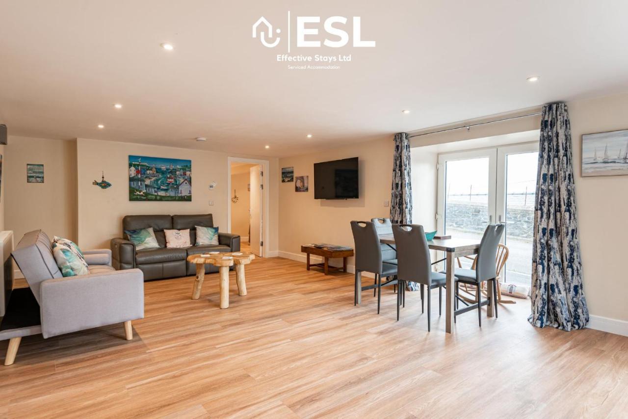 Beautiful En Suite 5 Bedroom Home With Sea Views Нью-Кі Екстер'єр фото